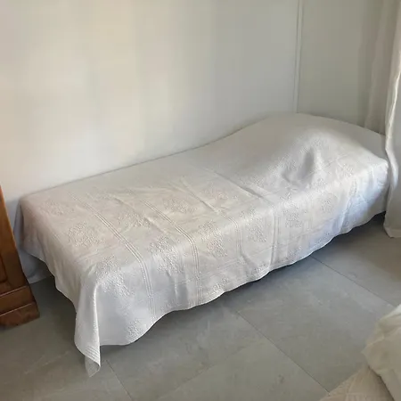 Li Sian Ben Apartment